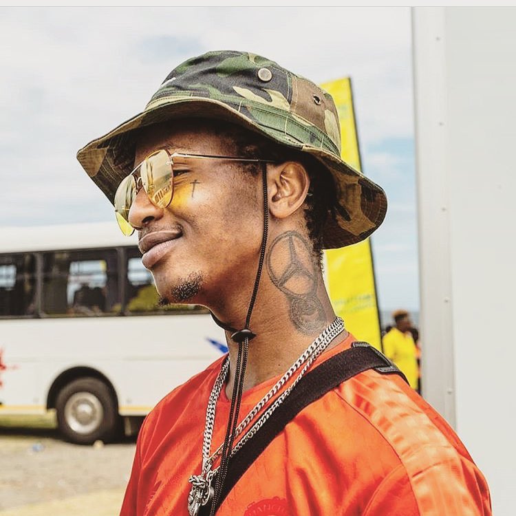 Emtee reminds us that he’s a platinum selling artiste