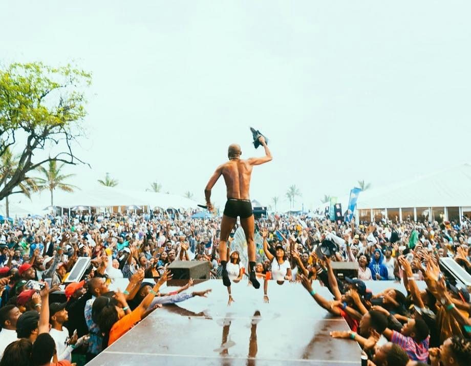 Riky Rick strips down to his boxer on stage giving an electrifying performance